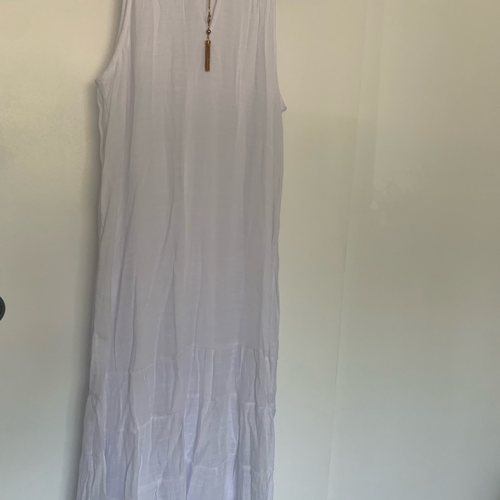 Mlle Gabrielle White Sleeveless Sheath Maxi Dress